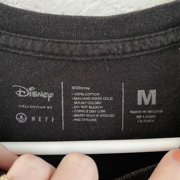 Disney Neff Mens Mickey Mouse T Shirt Size‎ M Black Floral Short Sleeve Crewneck - Picture 3 of 6